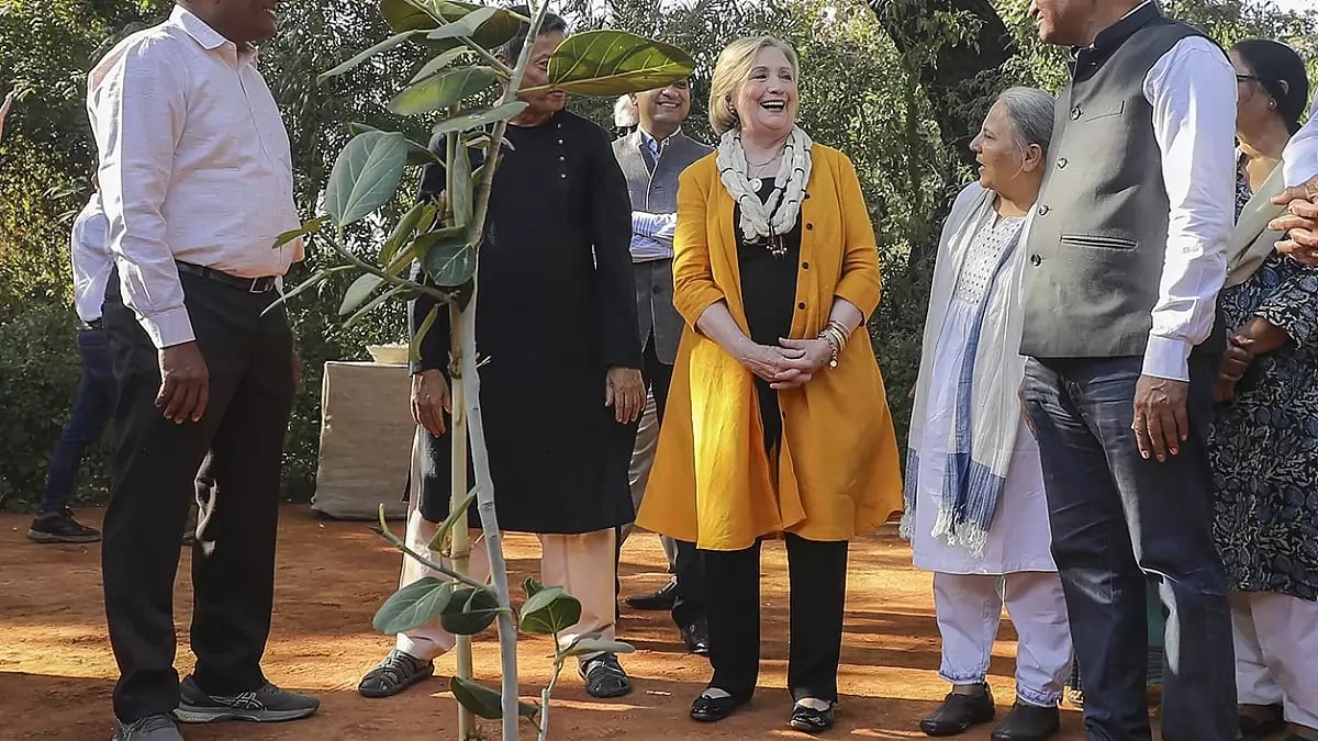 Hillary Clinton at Elaben Bhatt memorial