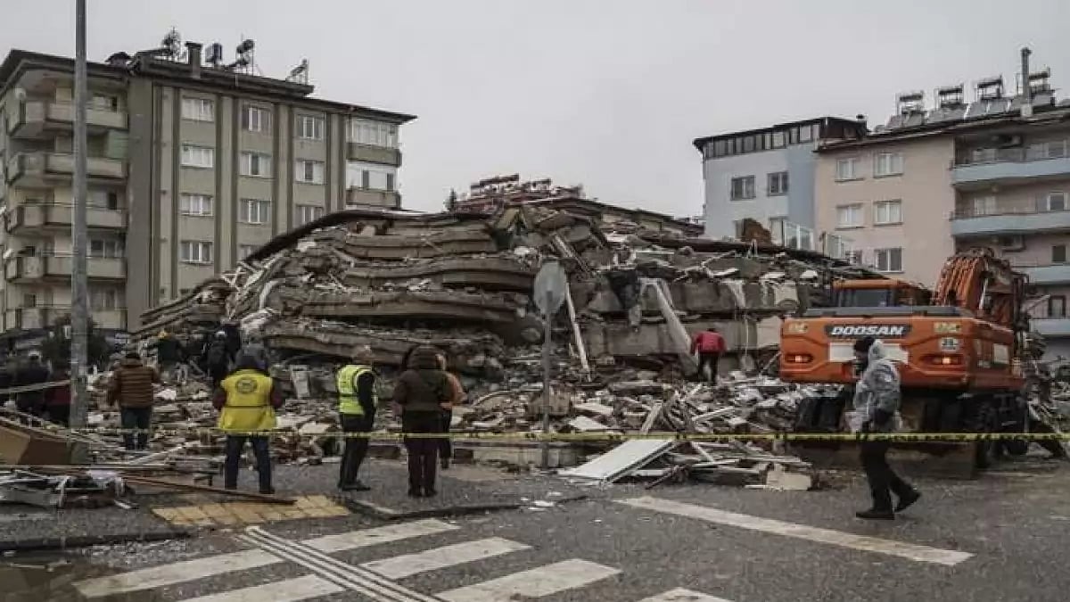 Rescue teams continue with search operations amid rubbles in Turkey