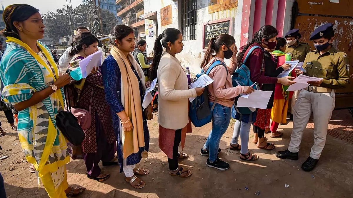 Court to designate a special fast-track court to take up the APPSC paper leak cases