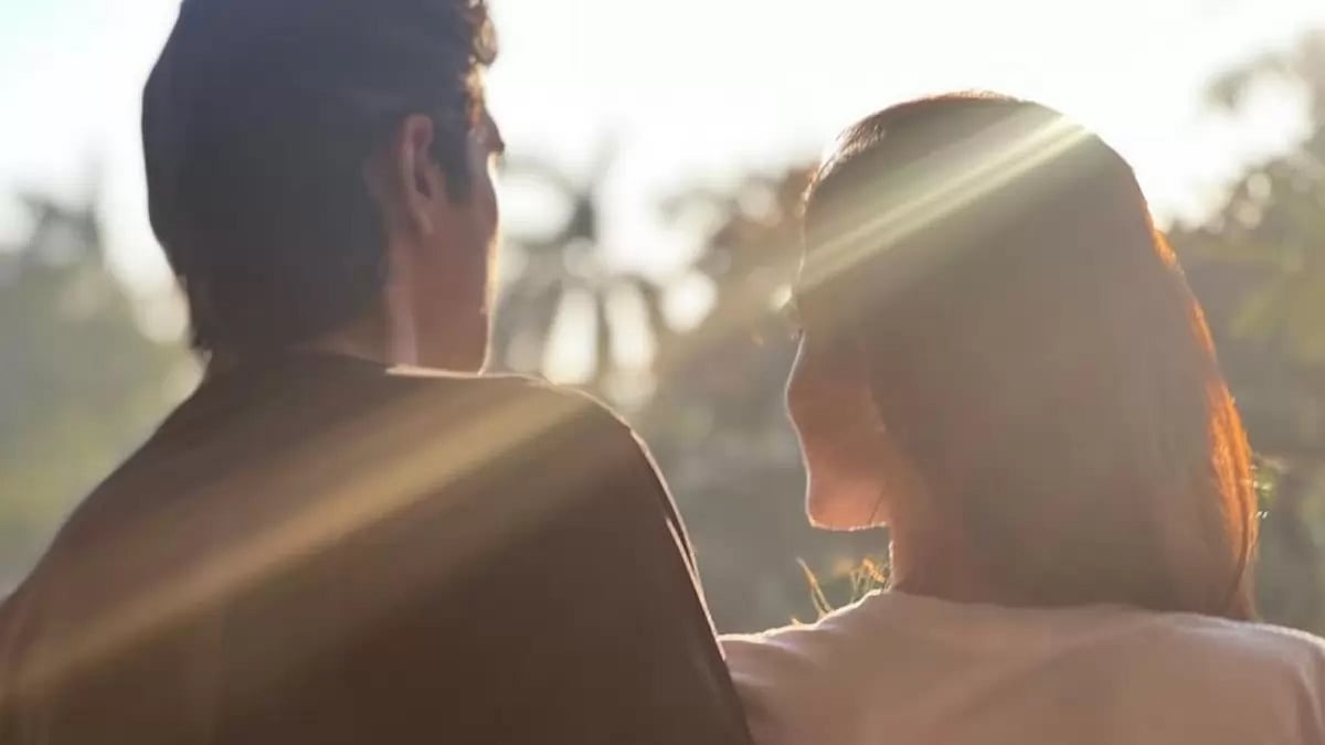 Prateik Babbar And Priya Banerjee