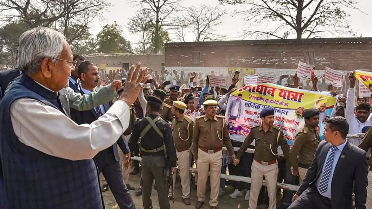 Nitish Kumar during Samadhan Yatra