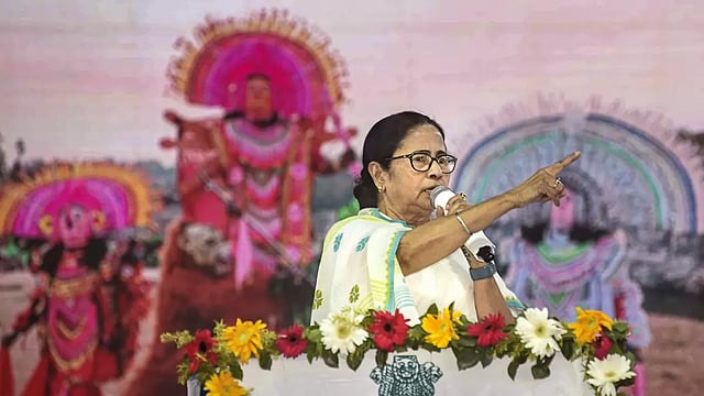 Why Was No Central Team Sent To UP To Probe Death Of Mother-Daughter During Eviction Drive, Asks Mamata