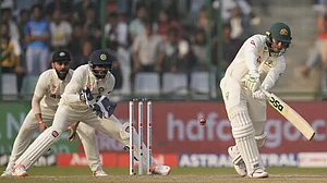 AUS batters couldn't cope with Ravindra Jadeja's spin on Day 3 of the 2nd Test.