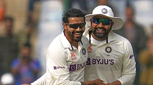 Rohit Sharma (R) with Ravindra Jadeja have earned a 'A Plus' BCCI central contract.