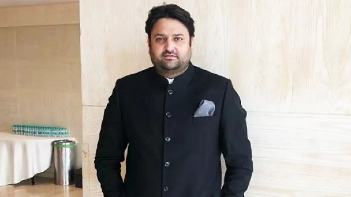  Mohit Kamboj, CEO of KBJ Group 