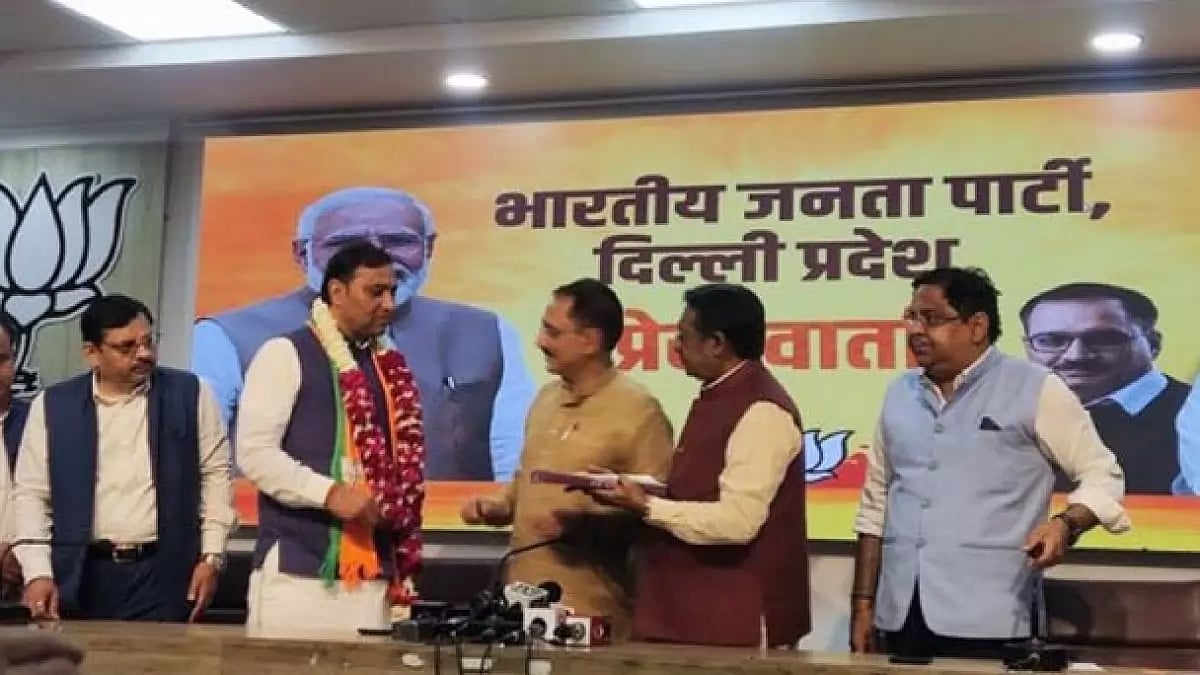 AAP councillor Pawan Sehrawat welcomed by the  BJP fold in Delhi on Friday