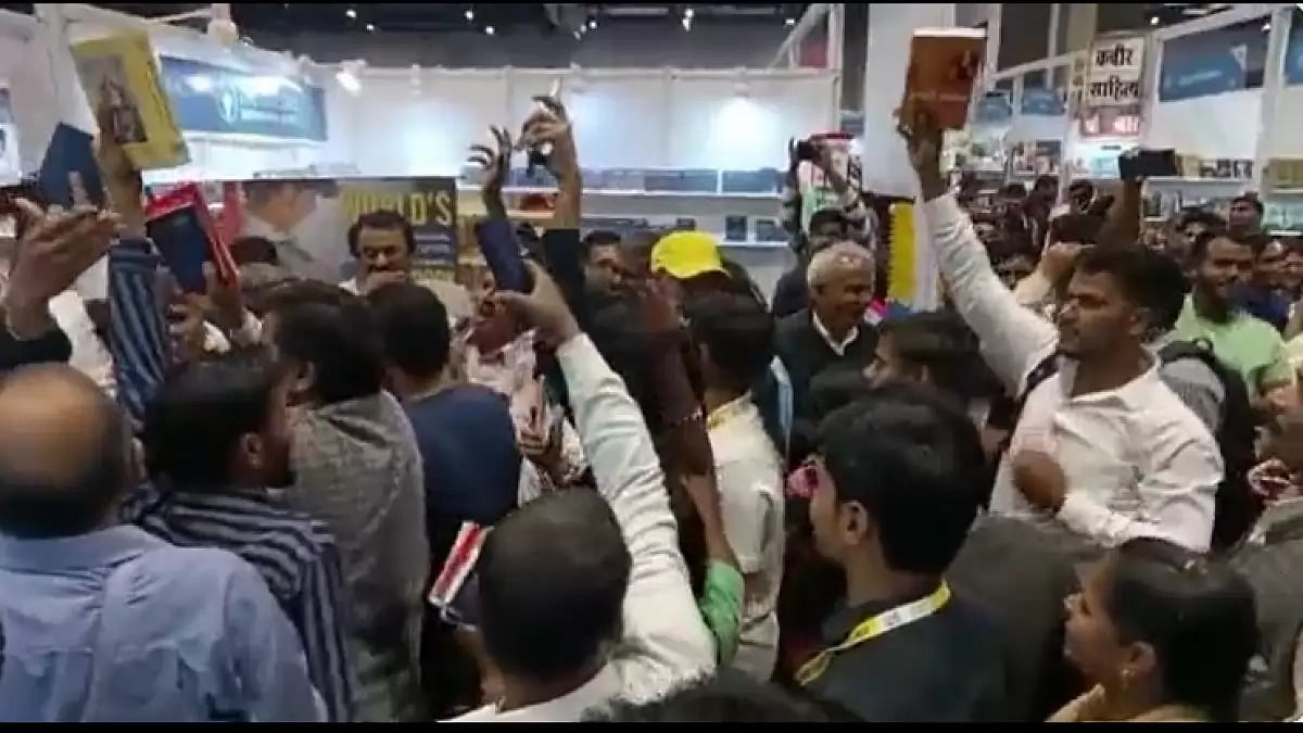 Ruckus near the Christian bookstall at Delhi Book Fair