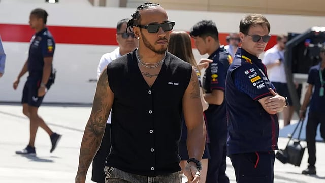F1: Lewis Hamilton Cleared To Race In Bahrain After Jewellery Inspection