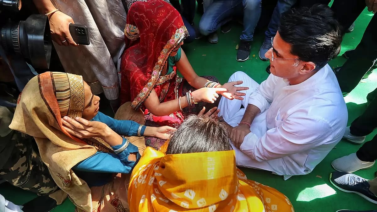 Sachin Pilot meets Pulwama Attack victims