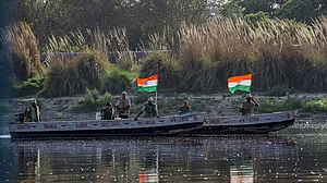 Cleaning of Yamuna floodplains