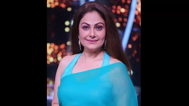 Ayesha Jhulka Admits She's Quite Comical In Real Life