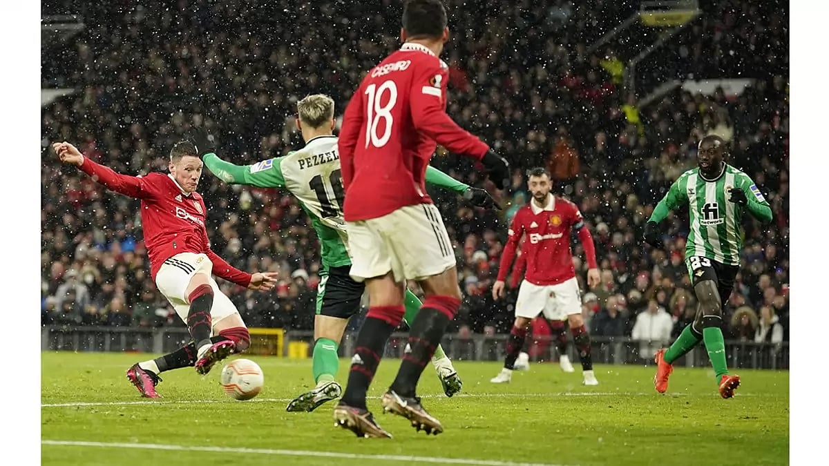 Sheikh Jassim bin Hamad Al Thani and Jim Ratcliffe are both attempting to take control of United.