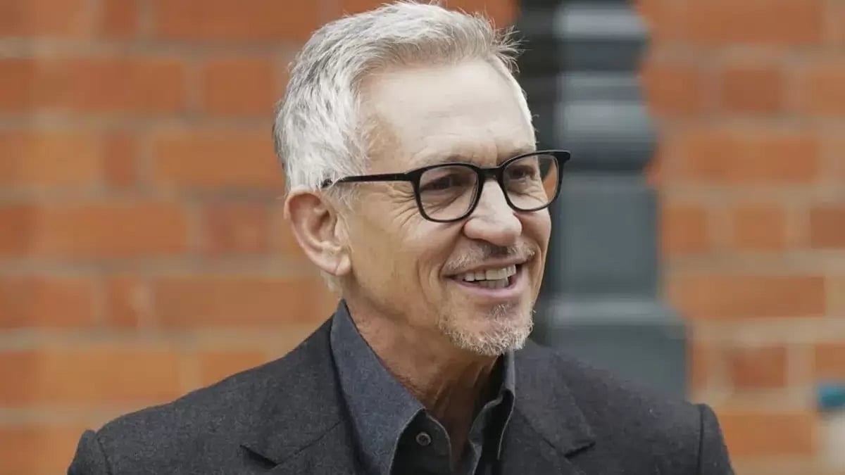 Lineker's co-pundits, Shearer andWright too said that they would not be appearing on the program.