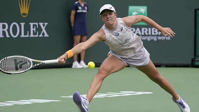 Indian Wells Masters: Iga Swiatek Dominates To Win Her Opening Match, Andy Murray Advances