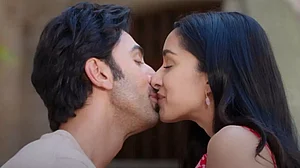 Ranbir Kapoor And Shraddha Kapoor In A Still From Tu Jhoothi Main Makkaar