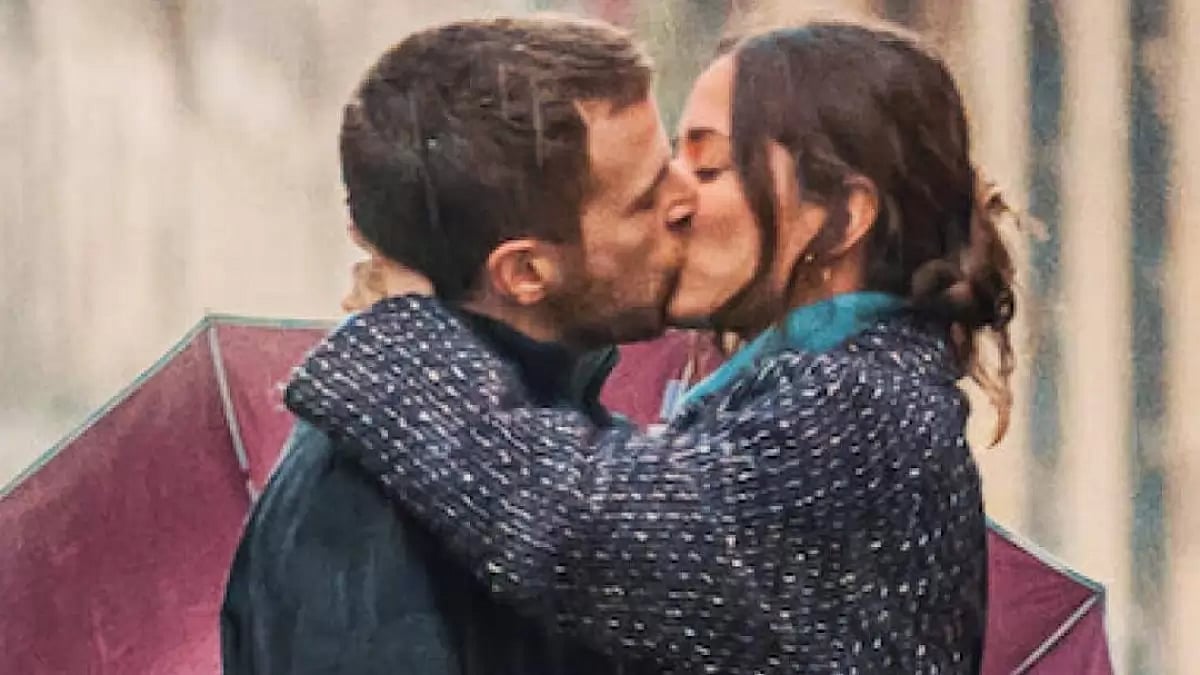 A Still From ‘Love At First Kiss’