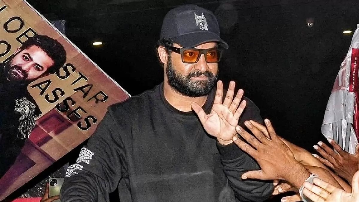 Jr NTR at Hyderabad airport after Oscar win