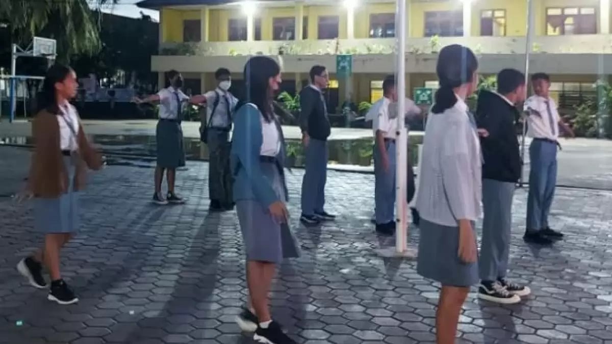 School students in Indonesia city begin classes at 5:30 am.