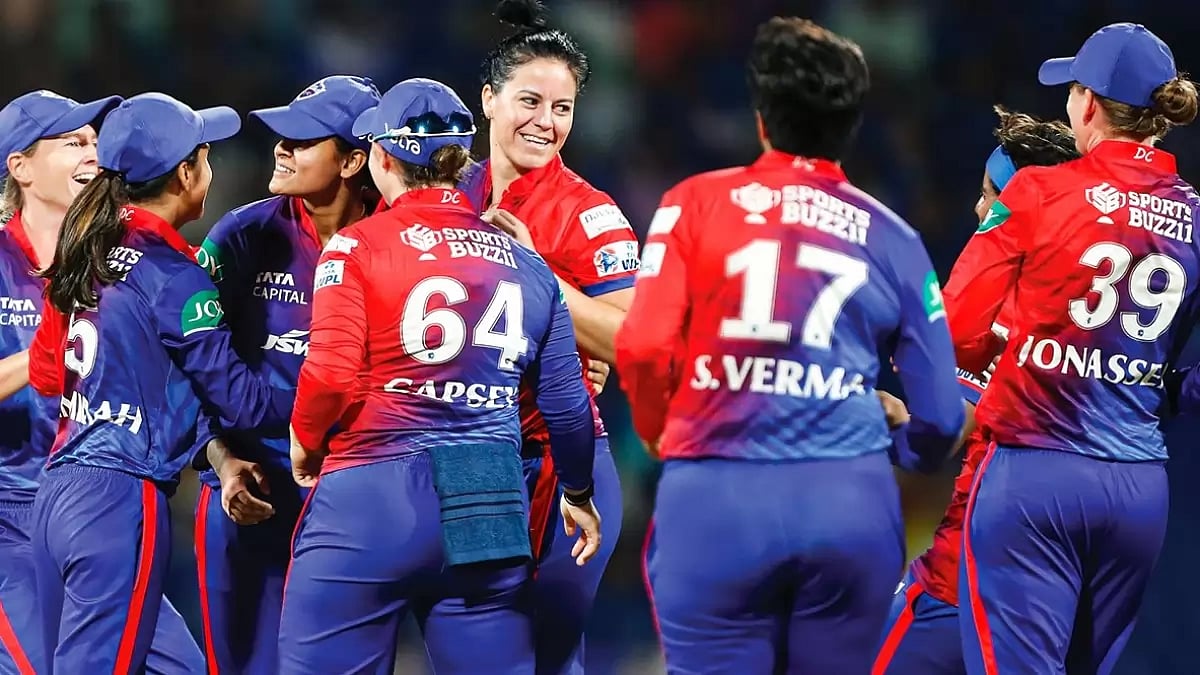 Marizanne Kapp was the pick of the bowlers for DC with 2-13 from her 4 overs.