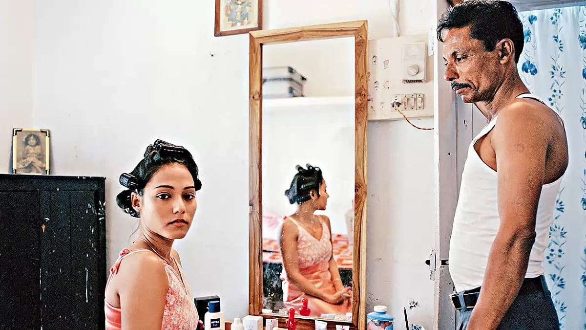 Denna Davy and father, Otto, Bhusaval, 2005 