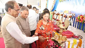 Madhya Pradesh CM Shri Shivraj Singh Chouhan inaugurating the youth portal