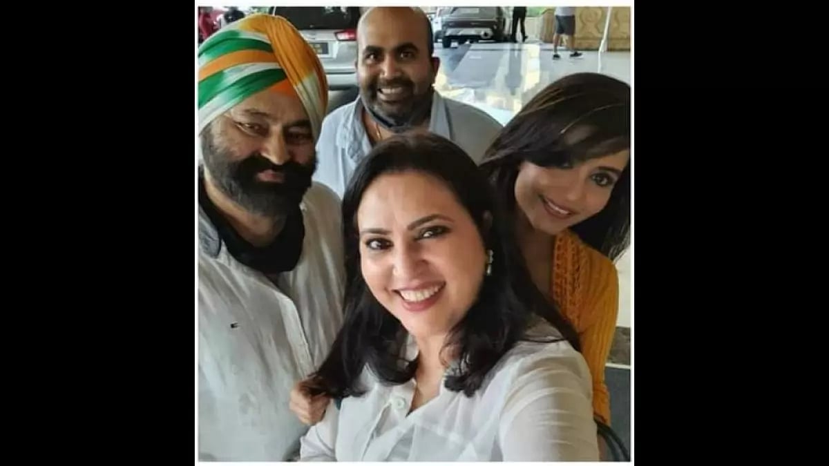 Charrul Malik, Nilu Kohli