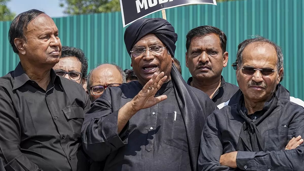 Mallikarjun Kharge addressing media