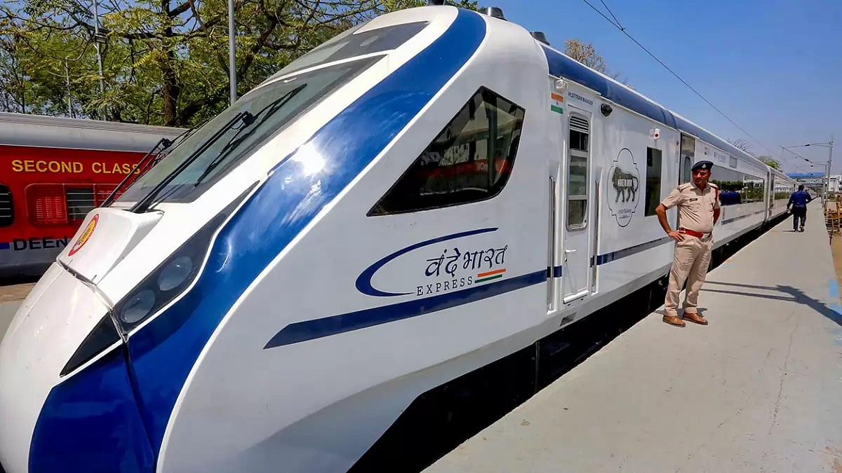 Vande Bharat to be flagged off by PM Modi