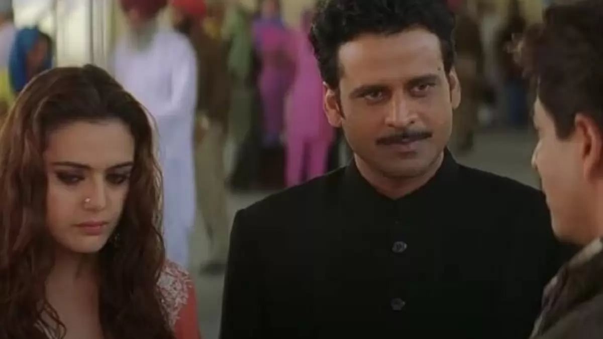 Manoj Bajpayee in 'Veer Zaara'