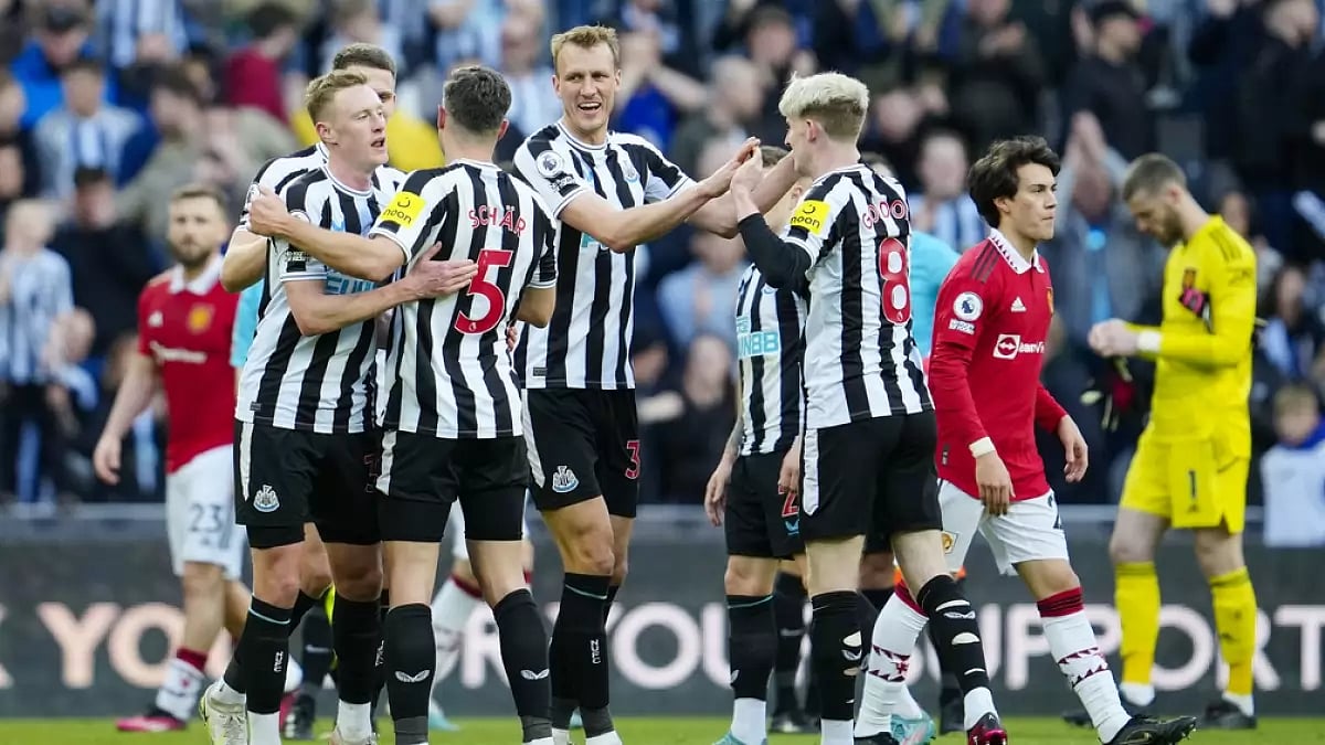 Second-half goals by Joe Willock and Callum Wilson lifted NUFC into third place in the PL.