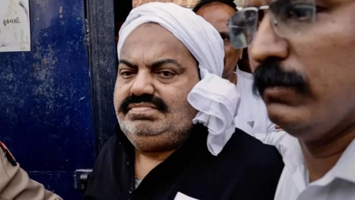 Gangster-turned-politician Atiq Ahmed - null