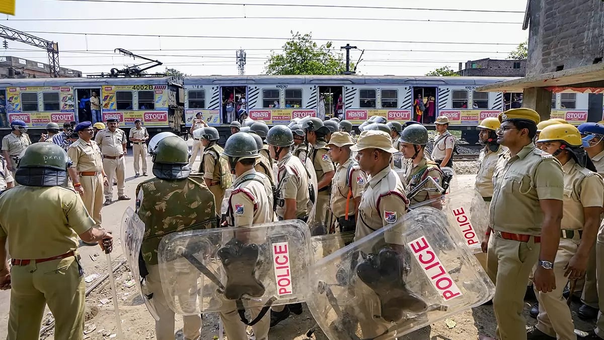 Clashes erupt in West Bengal after alleged rape of minor girl