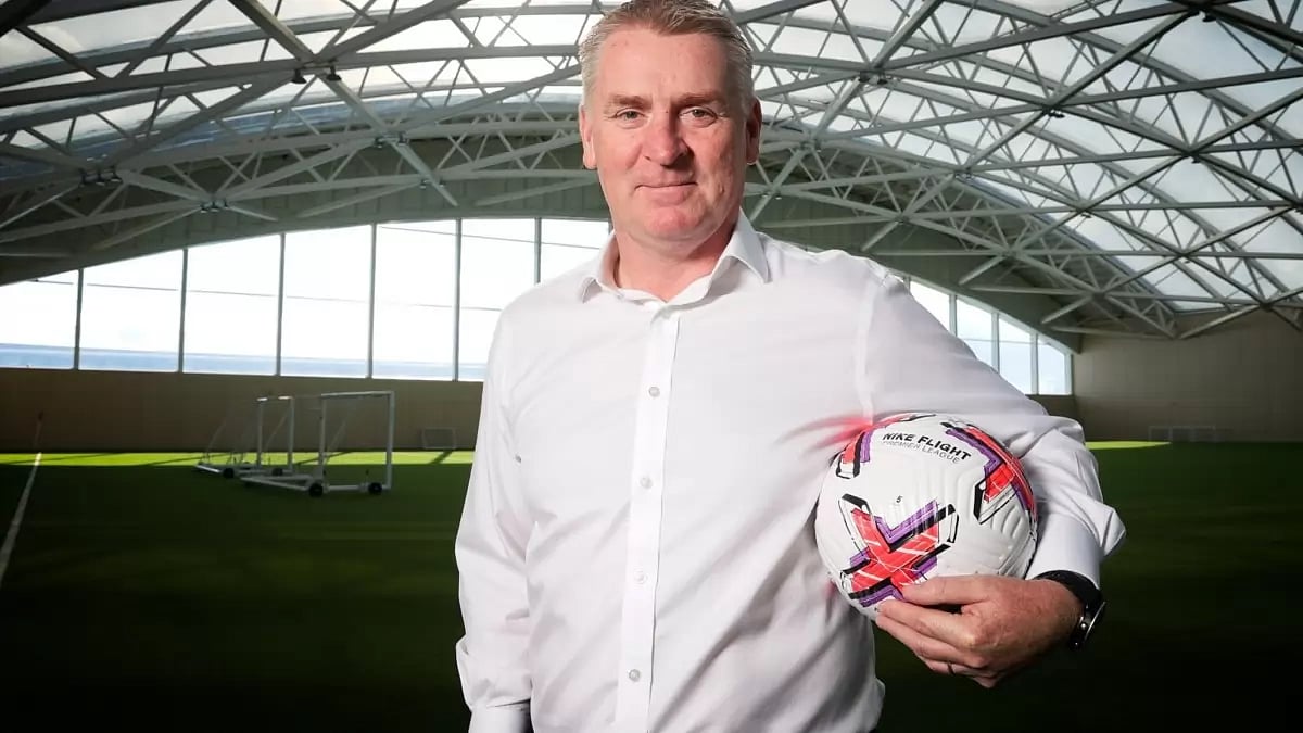 The 52-year-old Smith faces a tough start as his side visits title-chasing Manchester City on Saturd