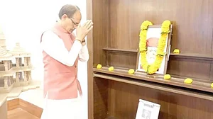 CM Shri Chouhan pays tribute to Mahatma Jyotiba Phule on his birth anniversary