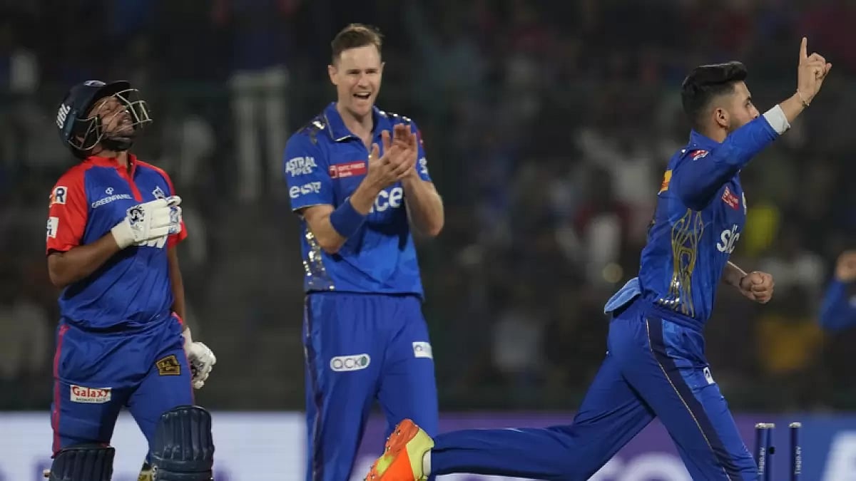 MI bowled out DC for 172 in 19.4 overs in first innings.