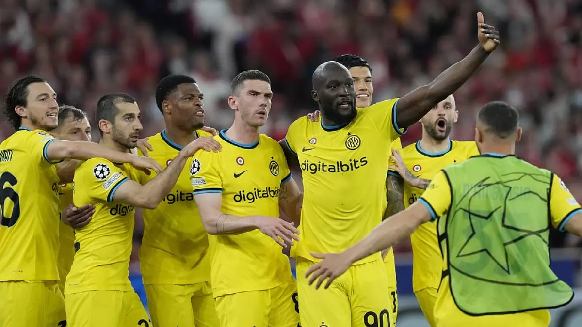 Nicolo Barella and Romelu Lukaku scored second-half goals for Inter at the Stadium of Light.