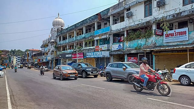 Bandh Partially Affects Normal Life In North Bengal Districts