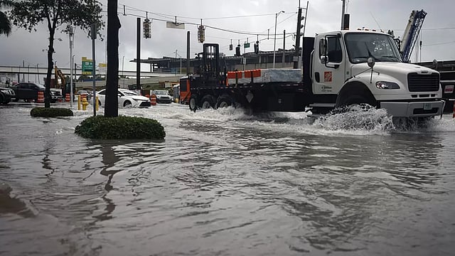 Torrential Storms Batter South Florida, Close Key Airport