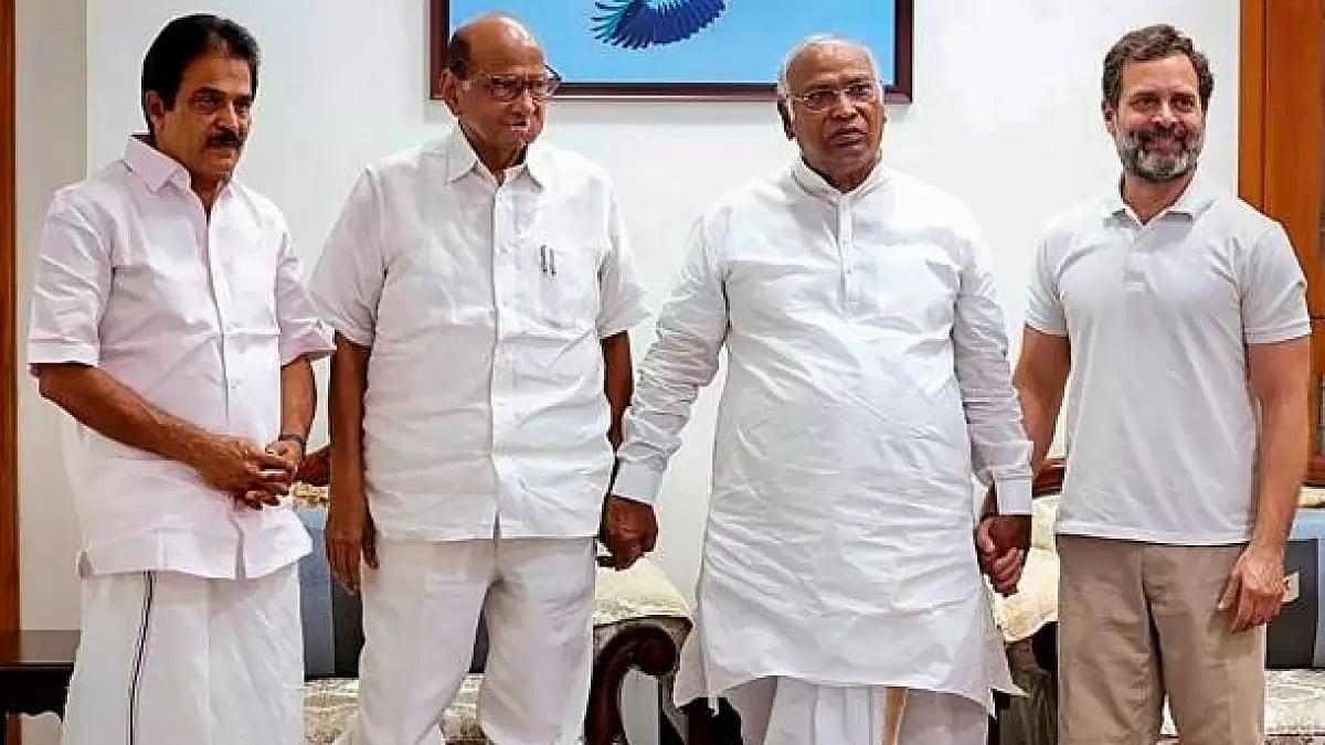 NCP Chief Sharad Pawar with Congress President Kharge and party leaders Rahul Gandhi and KC Venugopa