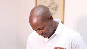 Brian Lara feels losing wickets in the powerplay has been a problem for them in the ongoing IPL.