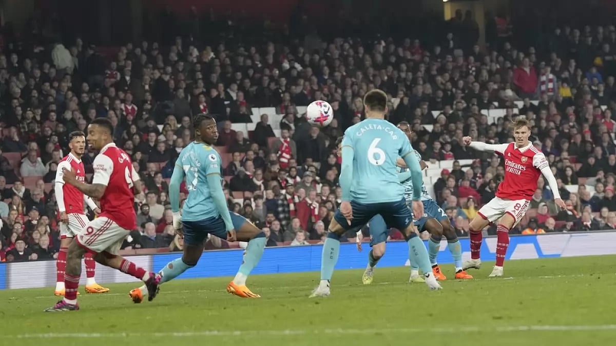 Arsenal's clash against City next week could potentially decide who's winning the title.