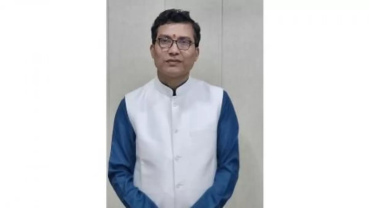 Top 10 Astrologers In India By The Eagle Eye Magazine features Pt. Umesh Pant at #1