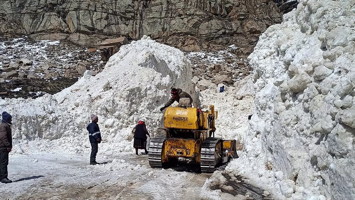 Snowfall at Phumad Nala