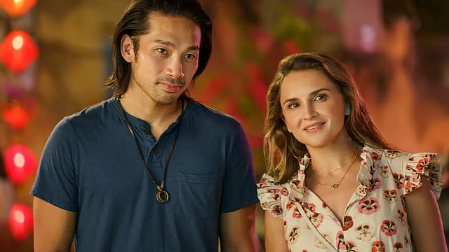 ‘A Tourist’s Guide To Love’ On Netflix Movie Review: Rachael Leigh Cook’s Ball Of Mush Romcom Is Predictable At Every Juncture