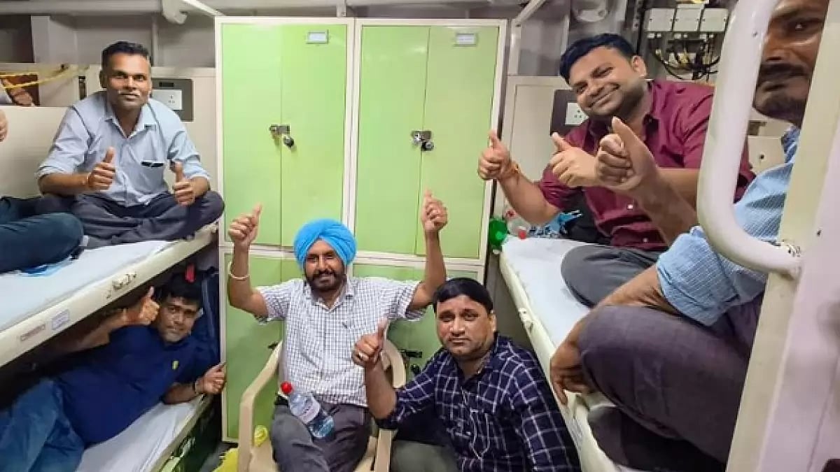 Indian people rescued from Sudan