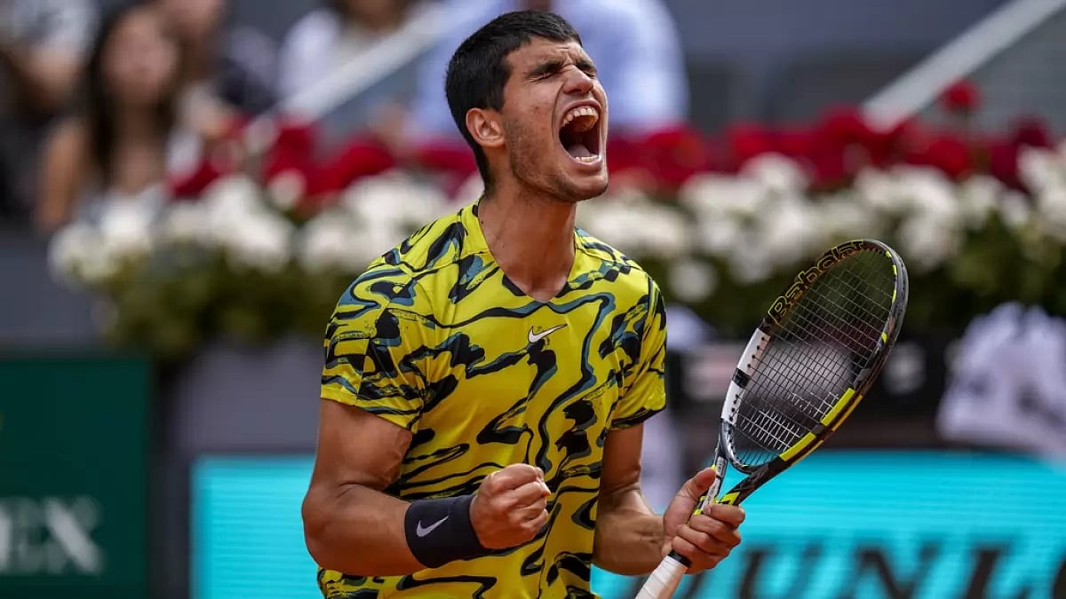 Alcaraz celebrates after winning a point against Ruusuvuori in Madrid on Friday.