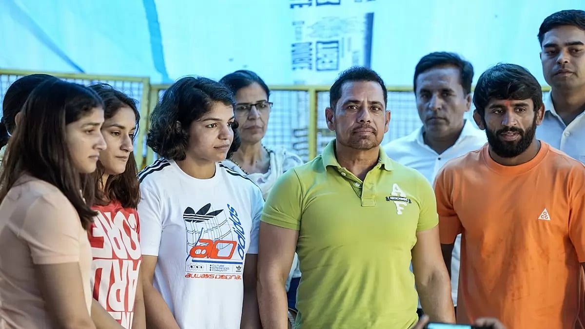 Wrestlers protest at Jantar Mantar