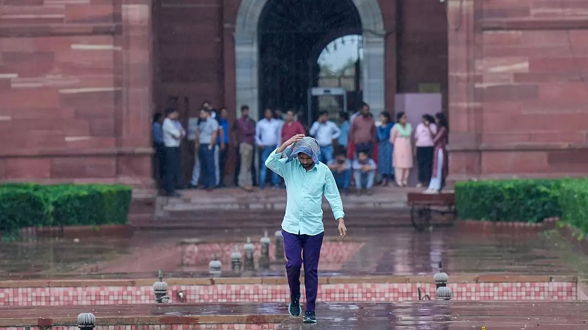 Weather: Rain in Delhi