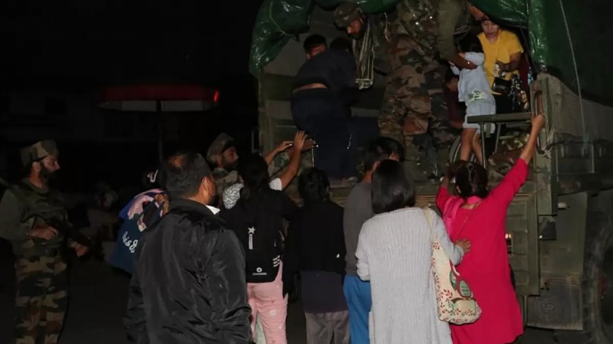 7,500 people were rescued by the forces from the violence-hit areas