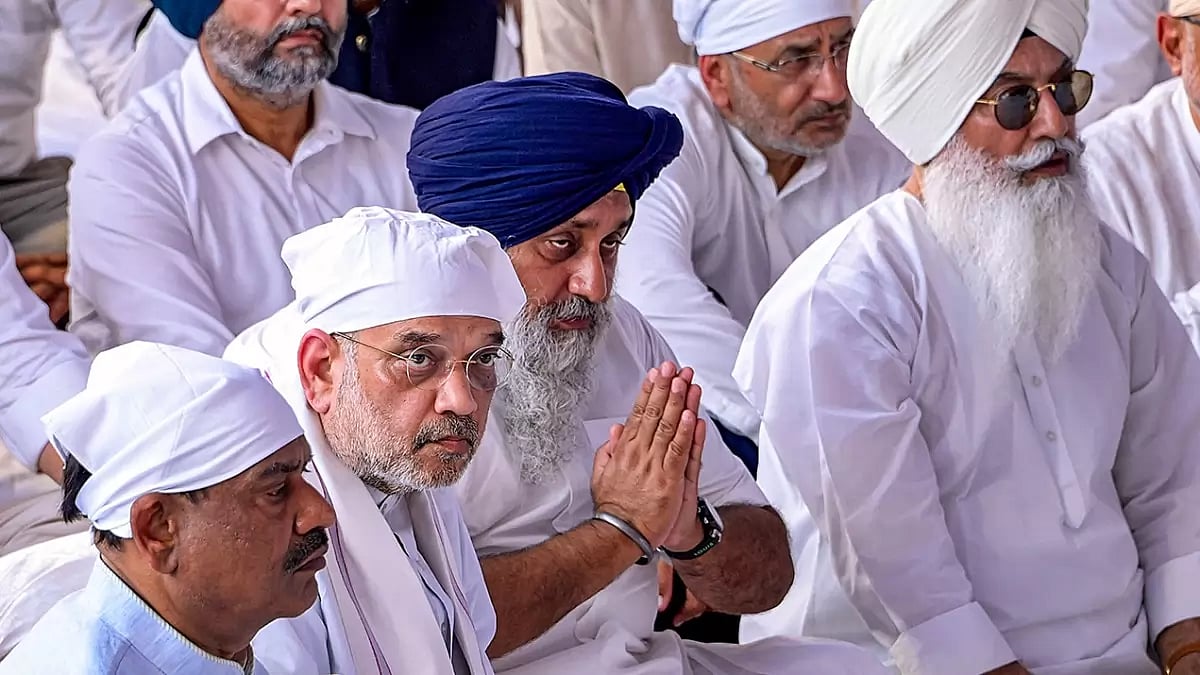 Amit Shah at Parkash Badals Antim Ardas